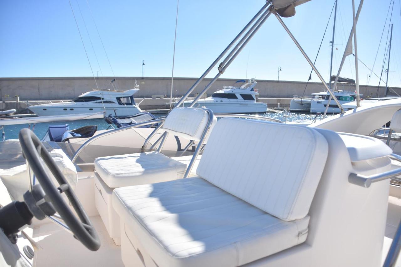 Luxury Yacht Kamikara Hotel San Miguel de Abona Exterior foto